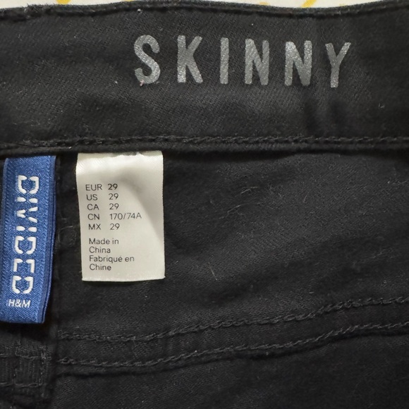 H&M Divided Mens Jeans Sz 29 Skinny Distressed Black - Picture 3 of 4